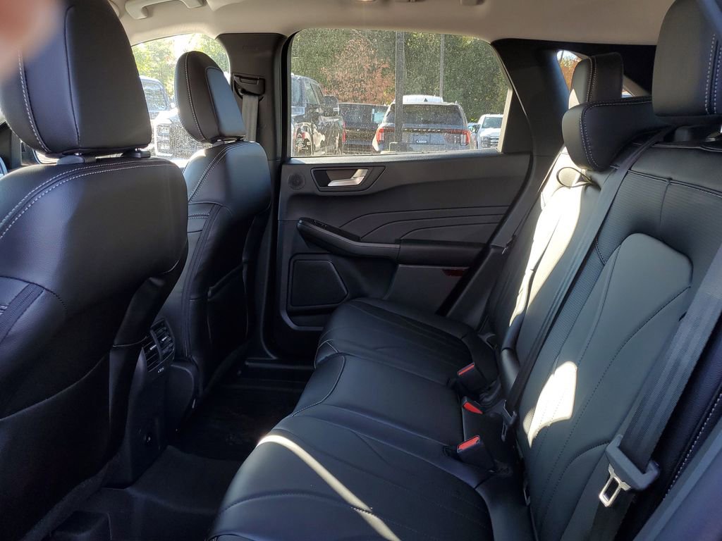 New 2026 Ford Escape SE w/ PHEV Premium Package image 23