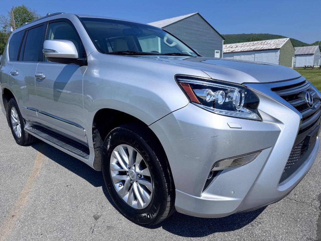 Used 2015 Lexus GX 460 w/ Premium Package AWD/4WD image 1