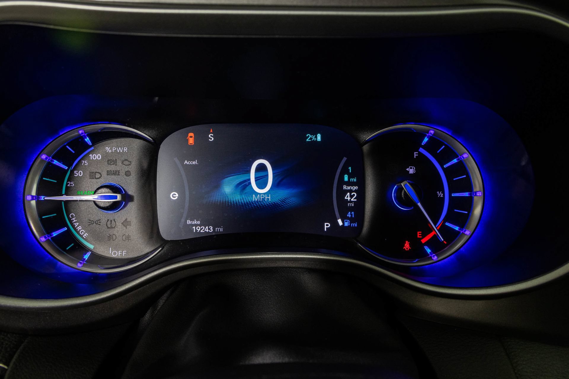 Used 2024 Chrysler Pacifica Limited FWD image 34