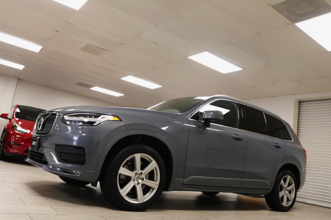 Used 2022 Volvo XC90 T5 Momentum AWD/4WD image 10