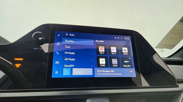 Used 2024 Lexus UX 250h FWD image 45