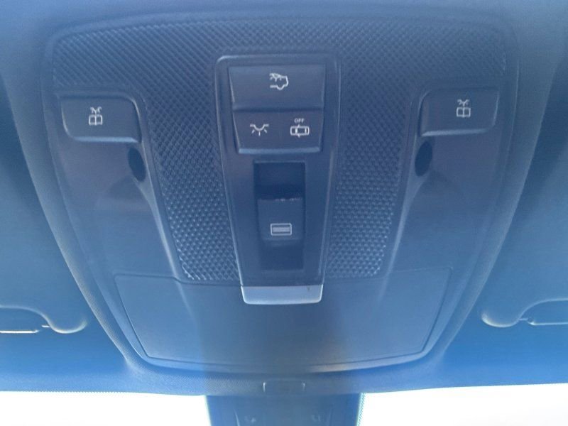 Used 2016 Mercedes-Benz CLA 250 4MATIC image 30