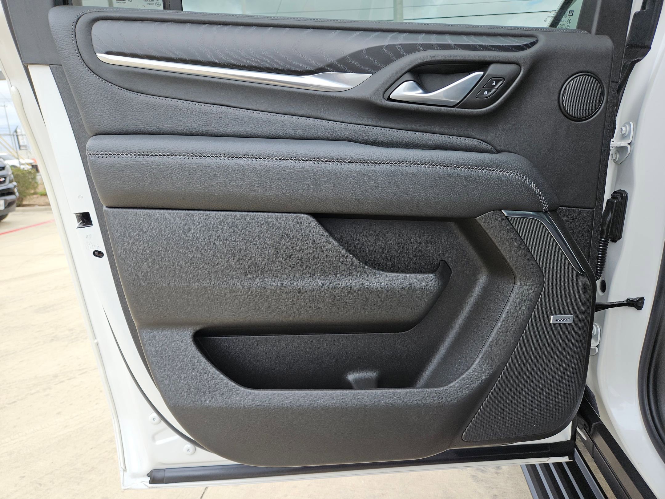 Certified 2022 GMC Yukon XL Denali w/ Denali Premium Package image 15