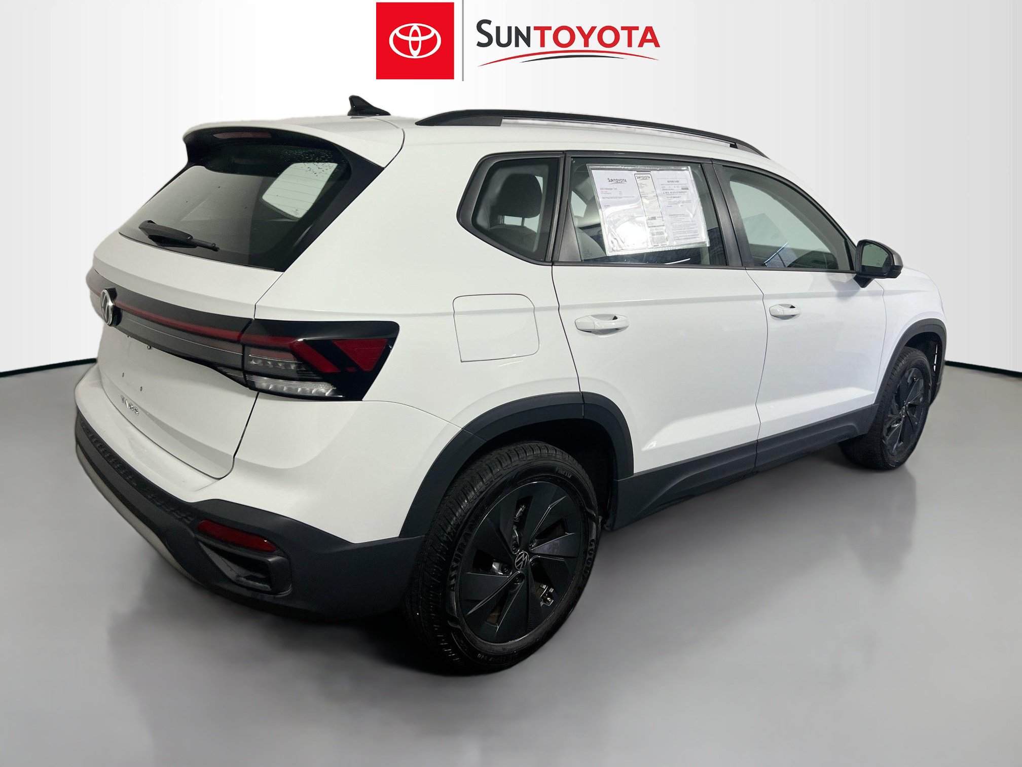 Used 2025 Volkswagen Taos S FWD image 4