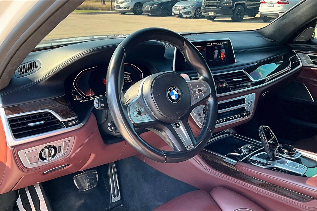 Used 2021 BMW 750i xDrive w/ Executive Package AWD/4WD image 15