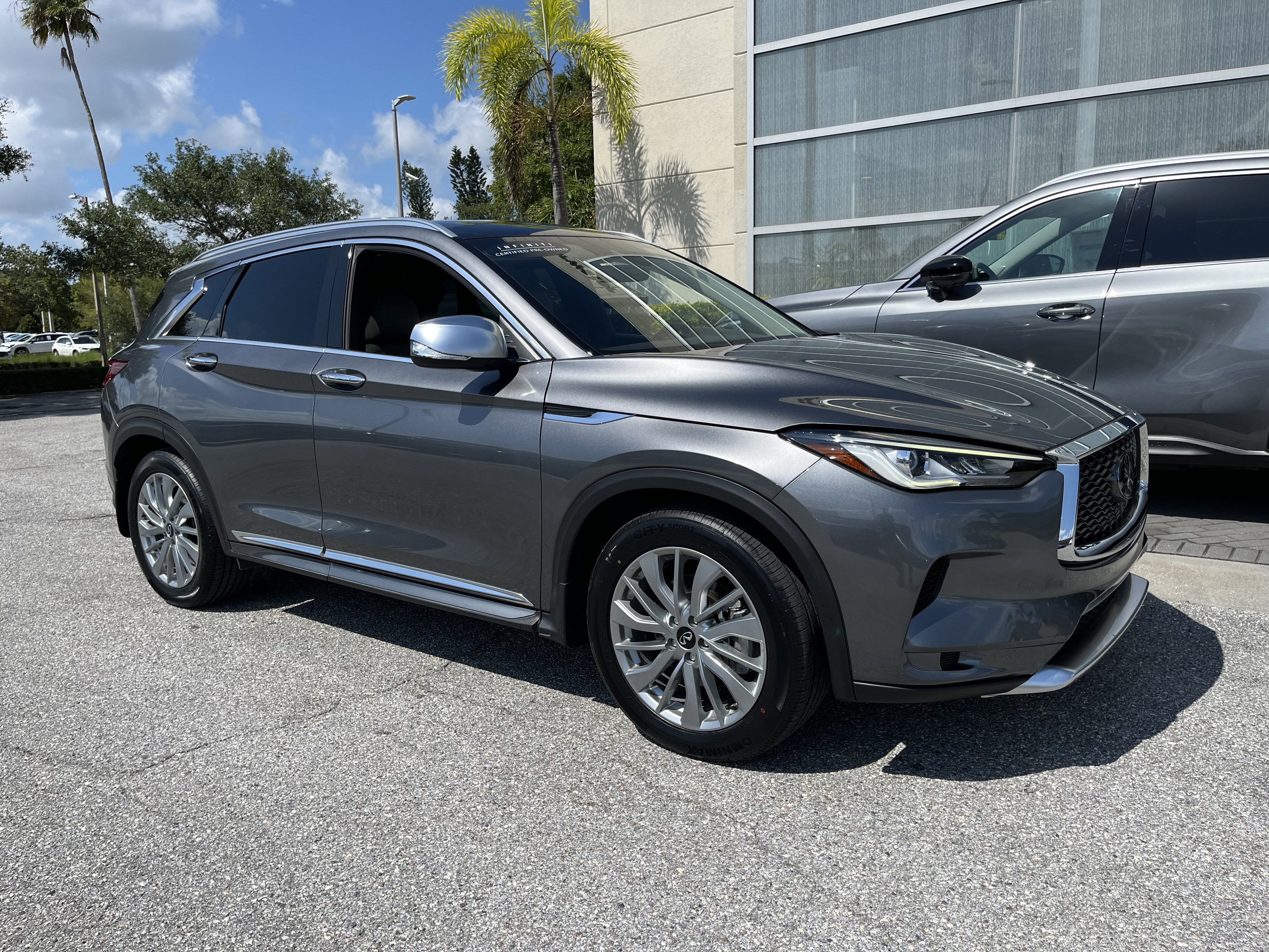 Certified 2023 INFINITI QX50 Luxe w/ Accent Package FWD image 10