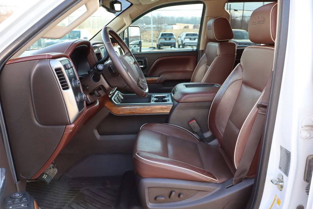 Used 2019 Chevrolet Silverado 3500 High Country w/ Duramax Plus Package image 15