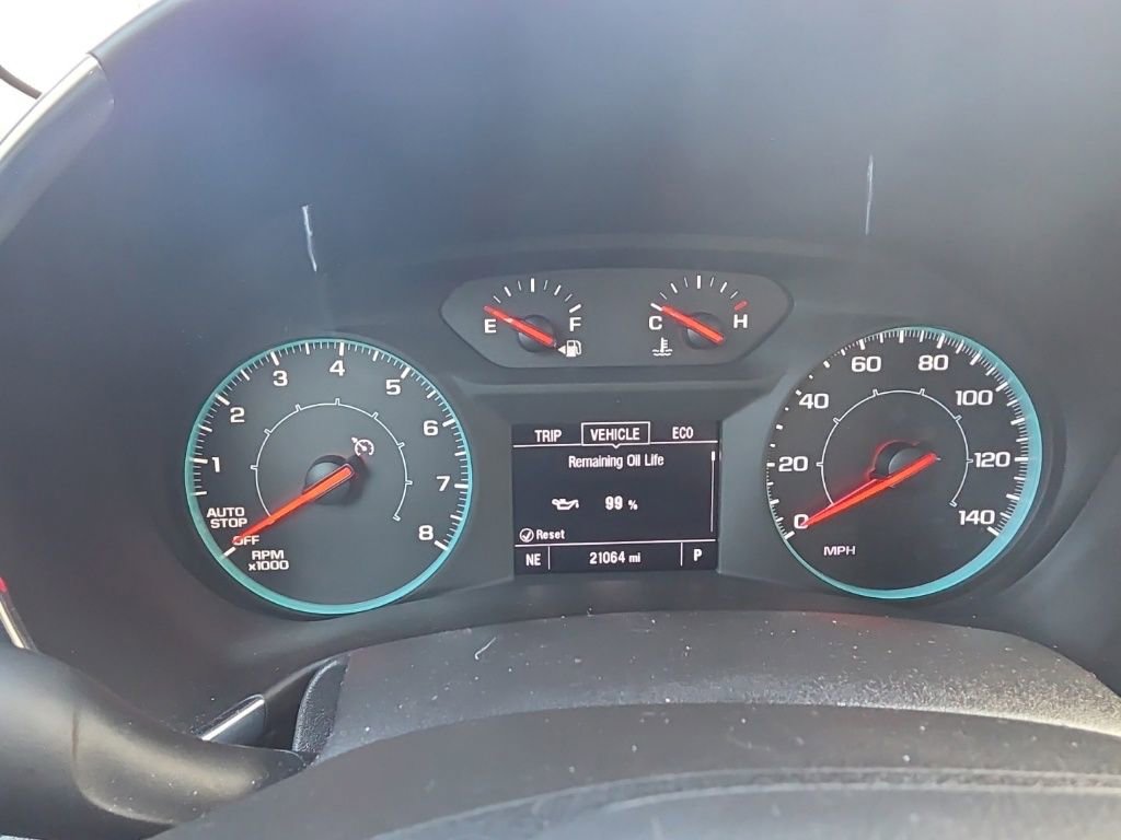 Used 2023 Chevrolet Equinox LS image 18