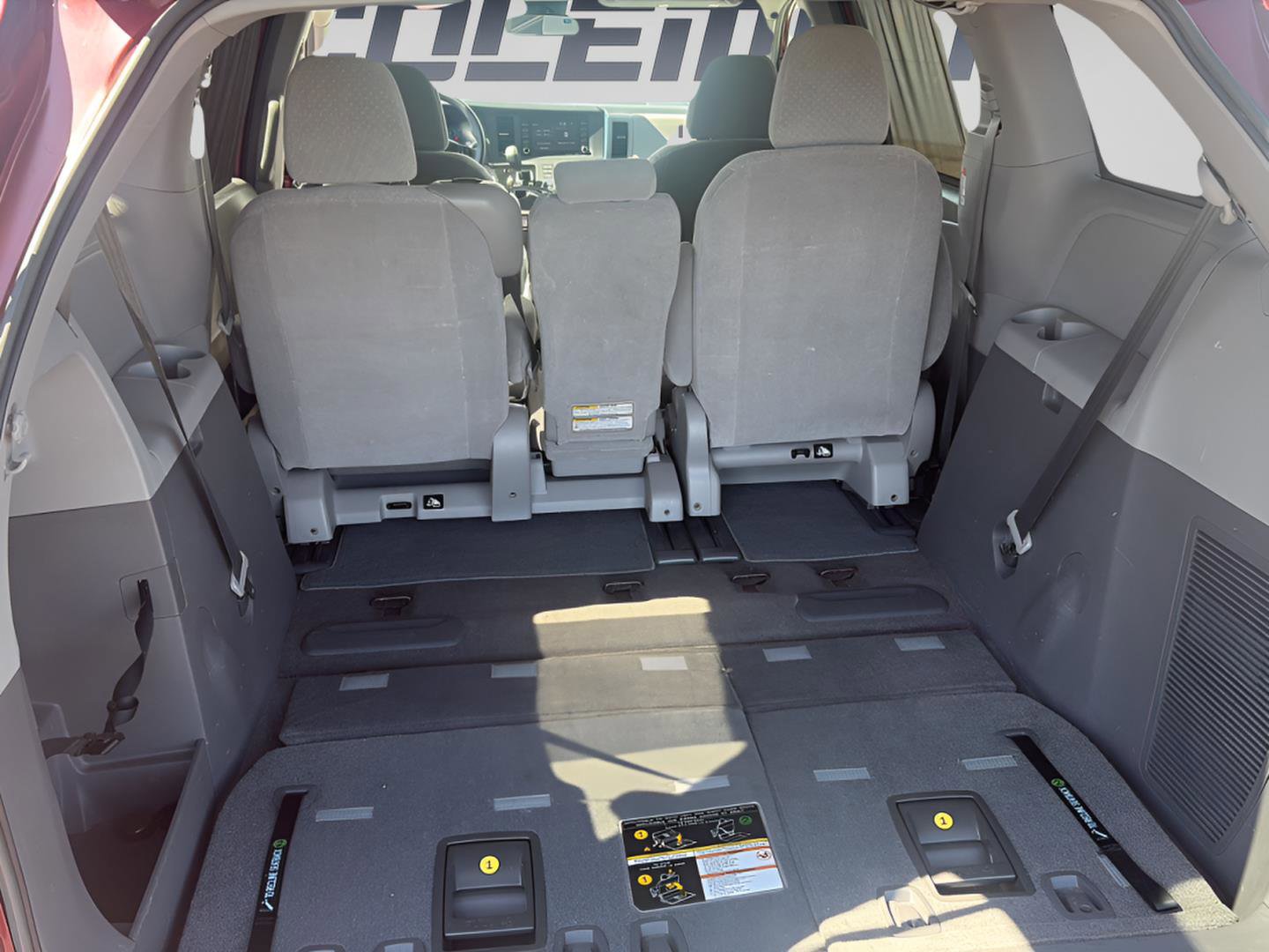 Used 2019 Toyota Sienna LE FWD image 22