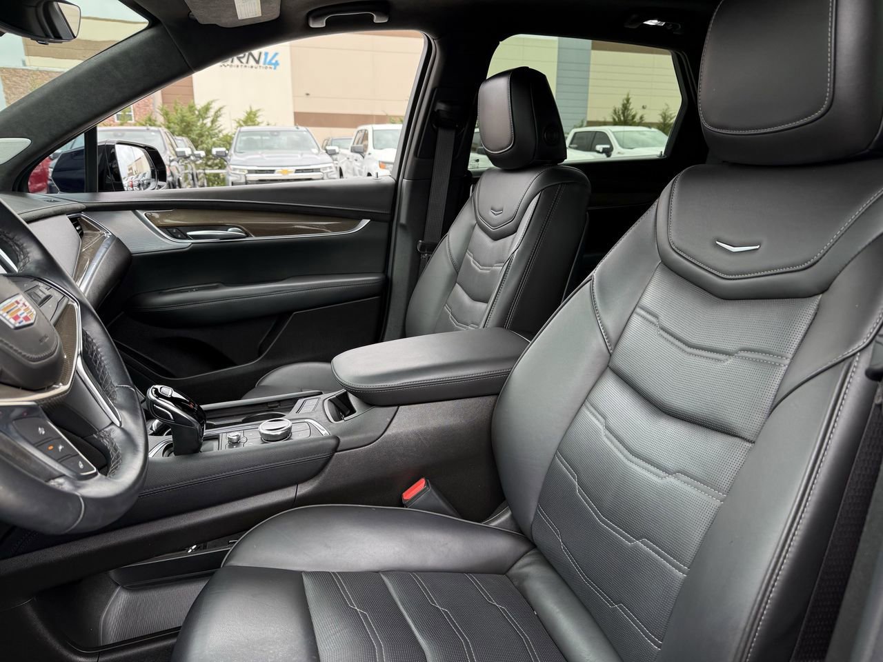 Used 2024 Cadillac XT5 Sportv w/ Platinum Package AWD/4WD image 22