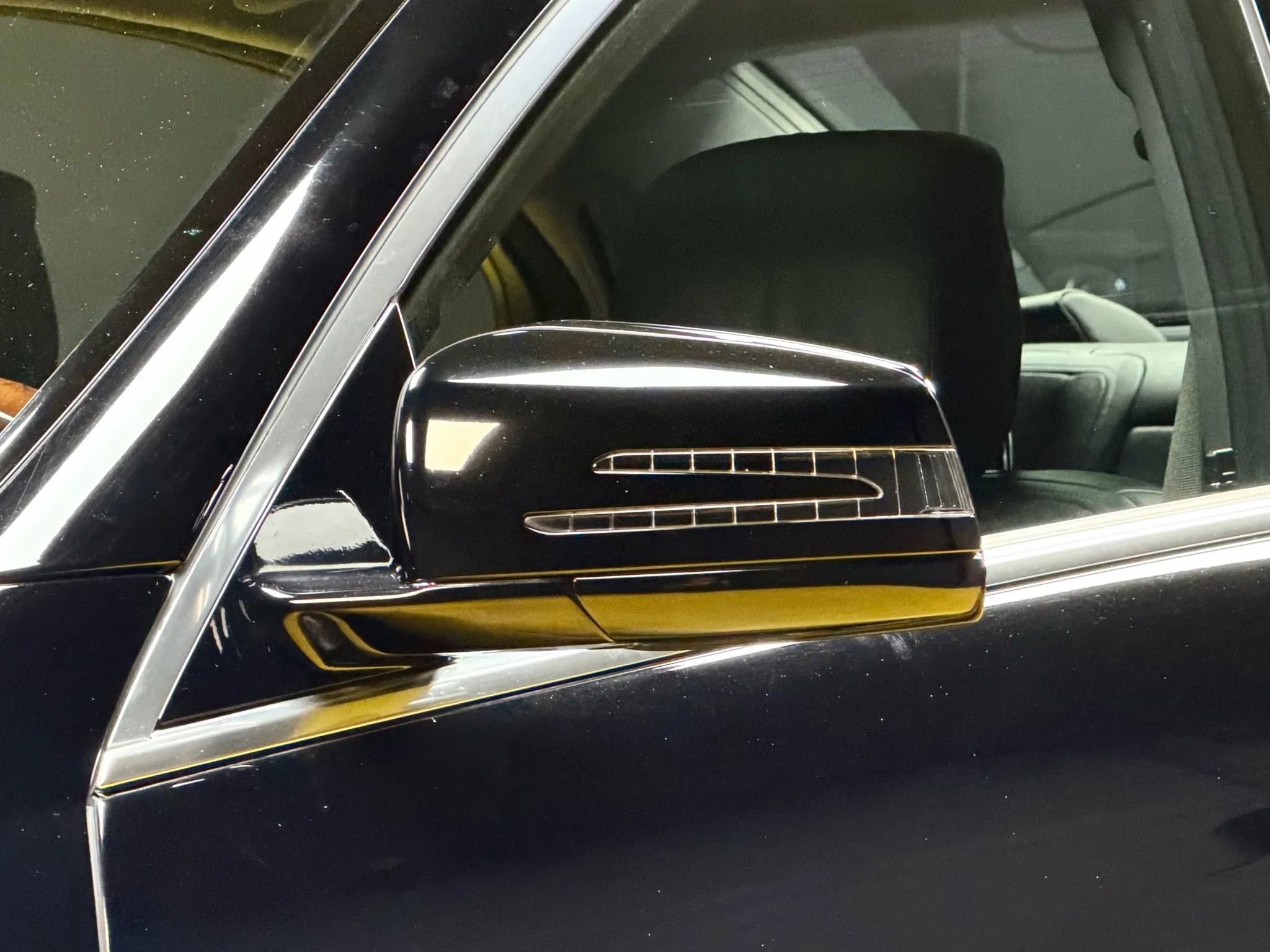 Used 2013 Mercedes-Benz S 550 w/ Sport Pkg Plus One image 9