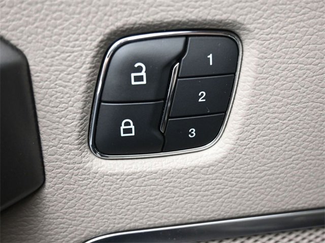 Used 2020 Ford F150 Limited w/ Trailer Tow Package image 21