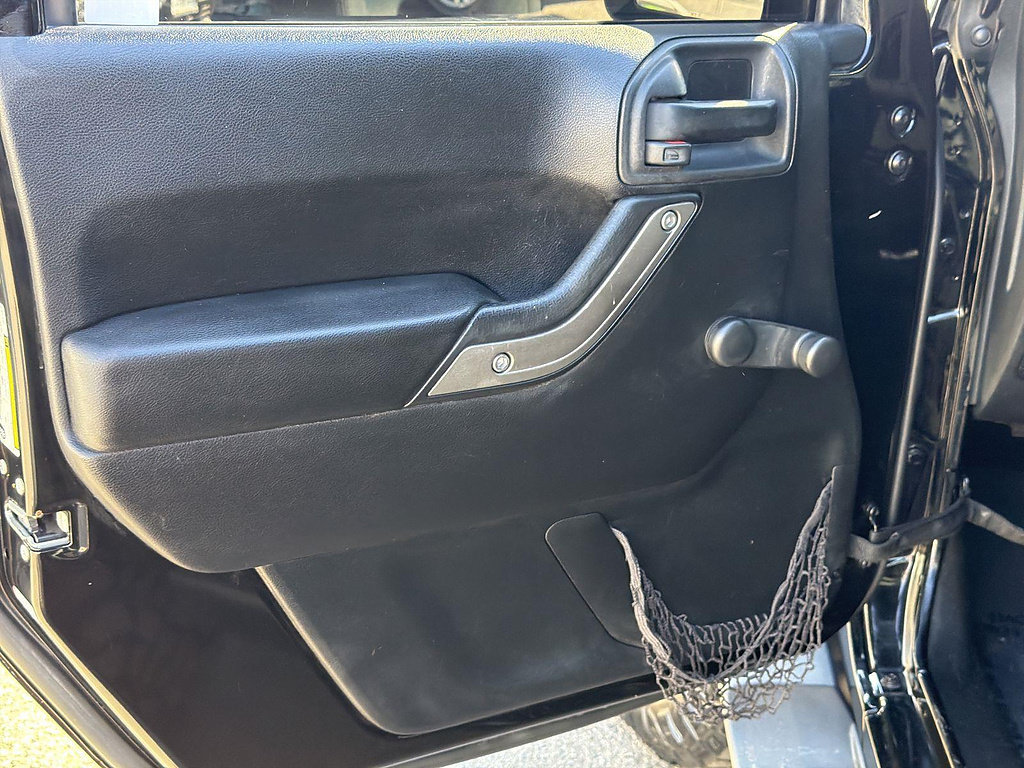 Used 2015 Jeep Wrangler Sport AWD/4WD image 18