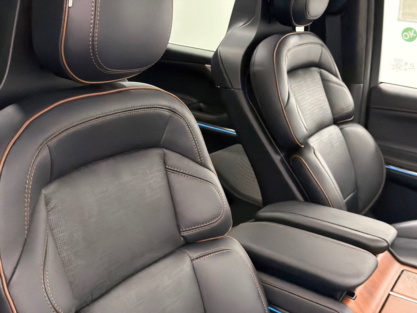 New 2026 Lincoln Navigator L Black Label image 12