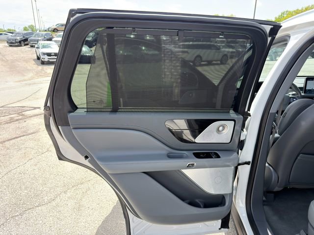 Used 2020 Lincoln Aviator Grand Touring w/ Equipment Group 302A AWD/4WD image 22