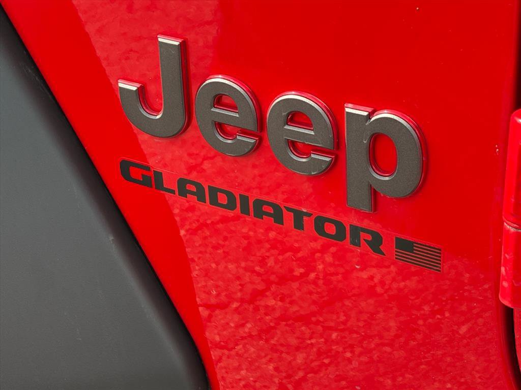 Used 2023 Jeep Gladiator Rubicon w/ LED Lighting Group AWD/4WD image 11