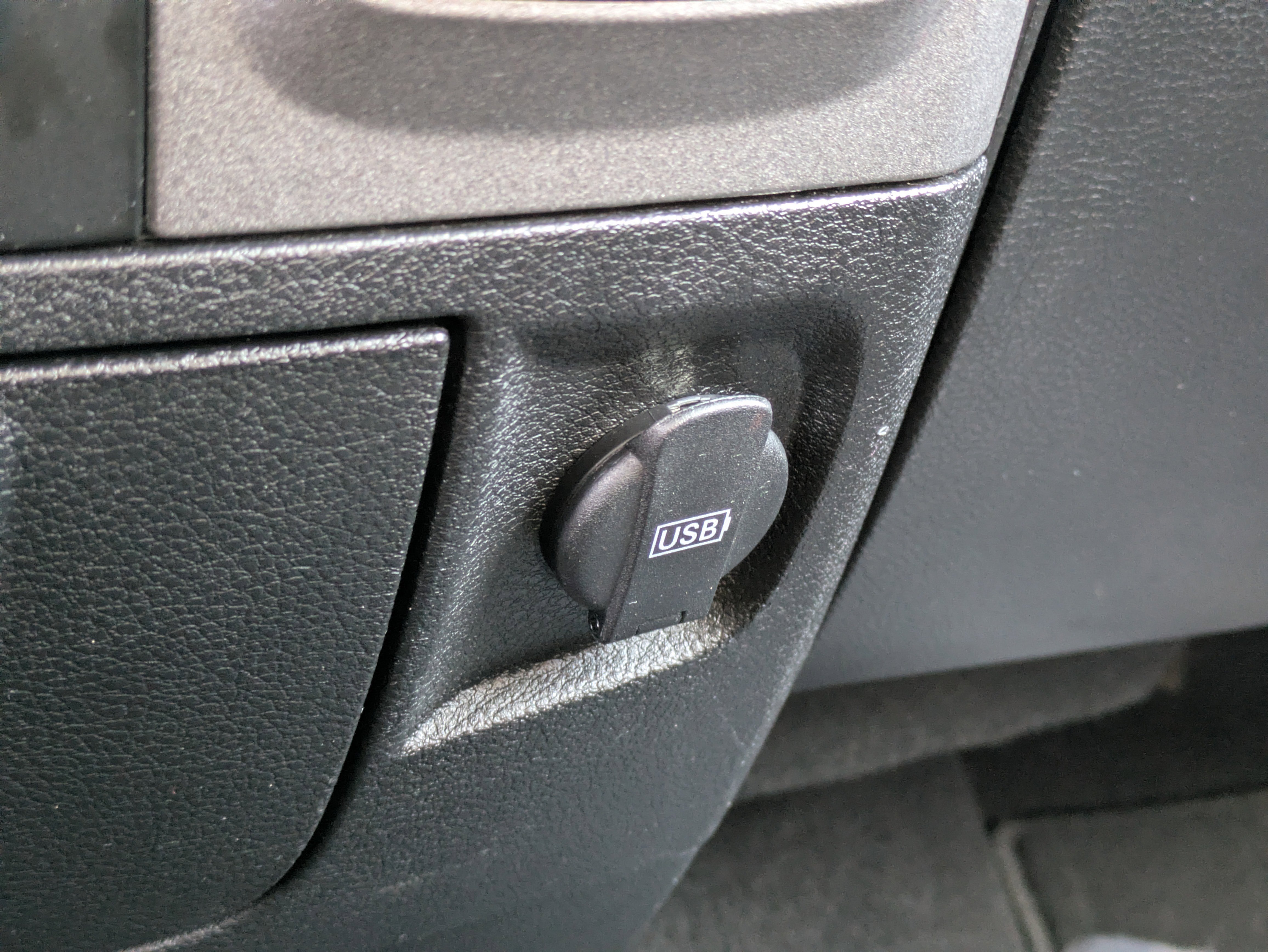 Used 2019 RAM 1500 Express w/ Express Value Package image 28