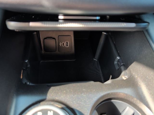 Certified 2025 Ford Explorer ST-Line AWD/4WD image 24