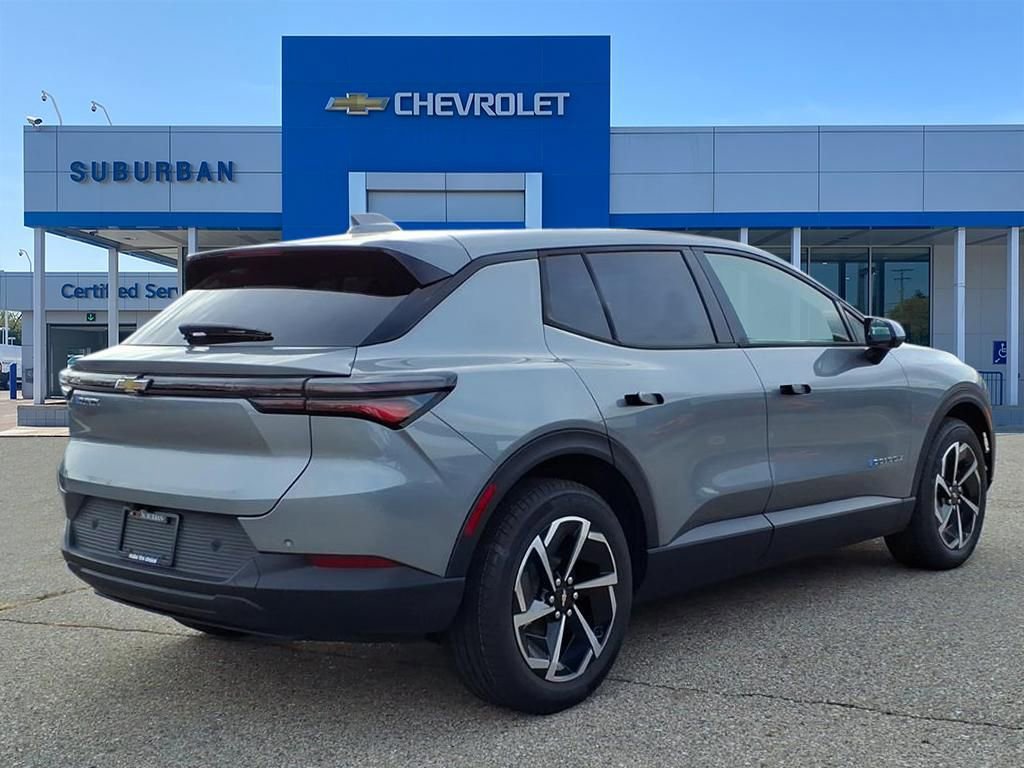 New 2026 Chevrolet Equinox EV LT image 4