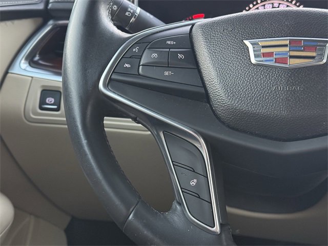 Used 2017 Cadillac XT5 Luxury image 25