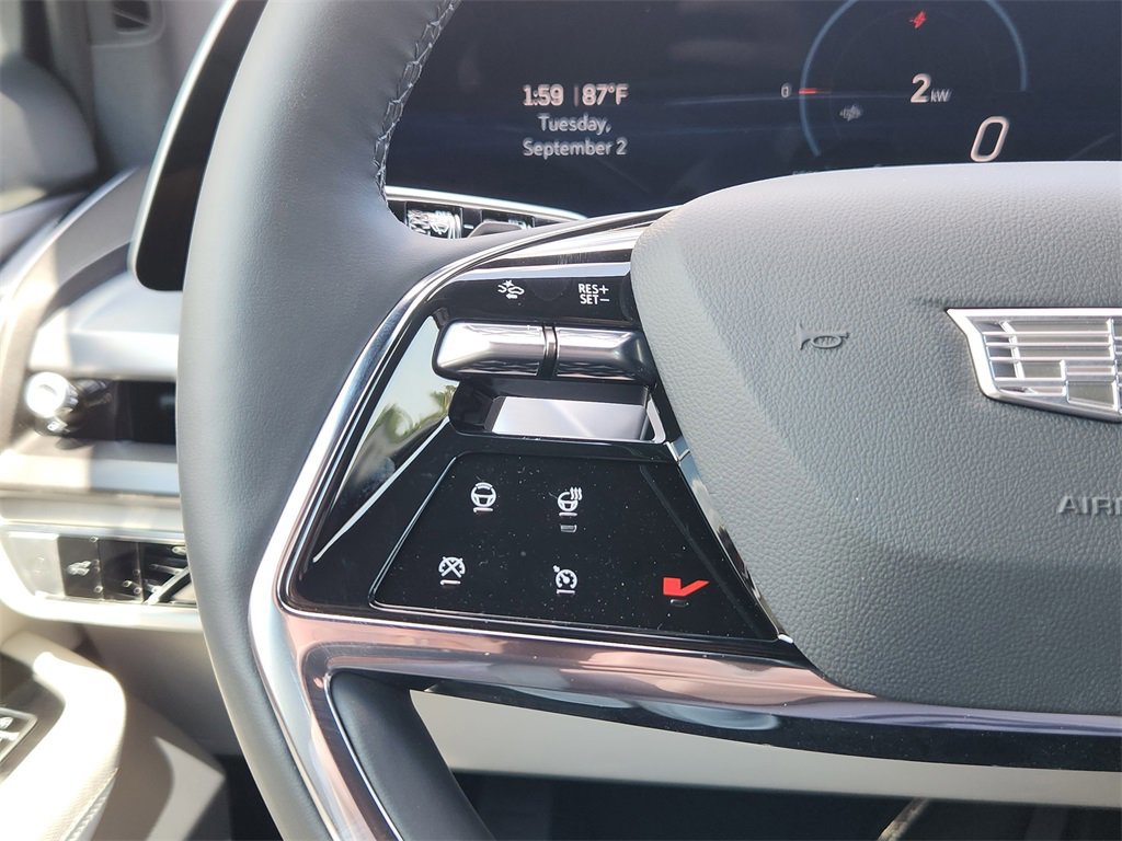 New 2026 Cadillac Vistiq Luxury w/ LPO, Floor Liner Package image 11