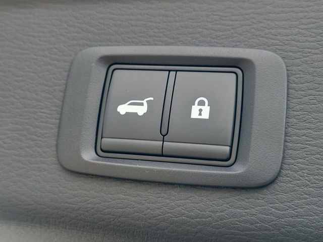 New 2026 Mitsubishi Outlander SE image 12