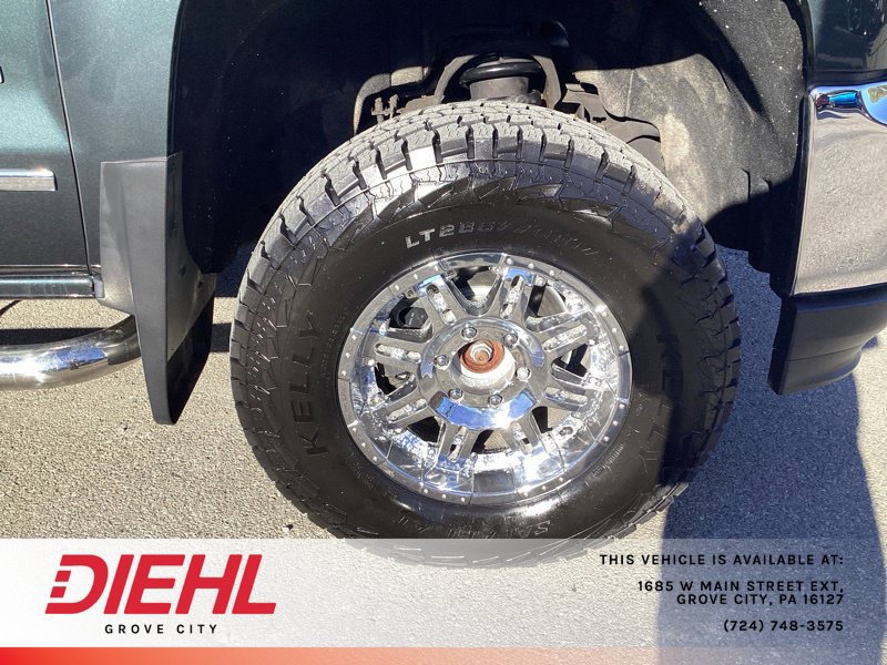Used 2018 Chevrolet Silverado 1500 LTZ w/ LTZ Plus Package AWD/4WD image 9