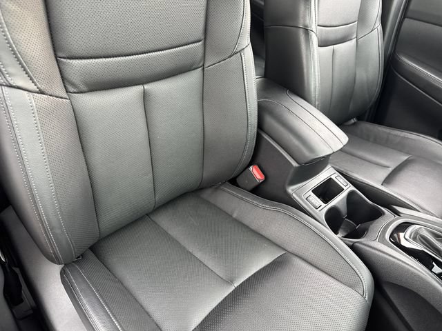 Used 2021 Nissan Rogue Sport SL w/ Premium Package AWD/4WD image 30