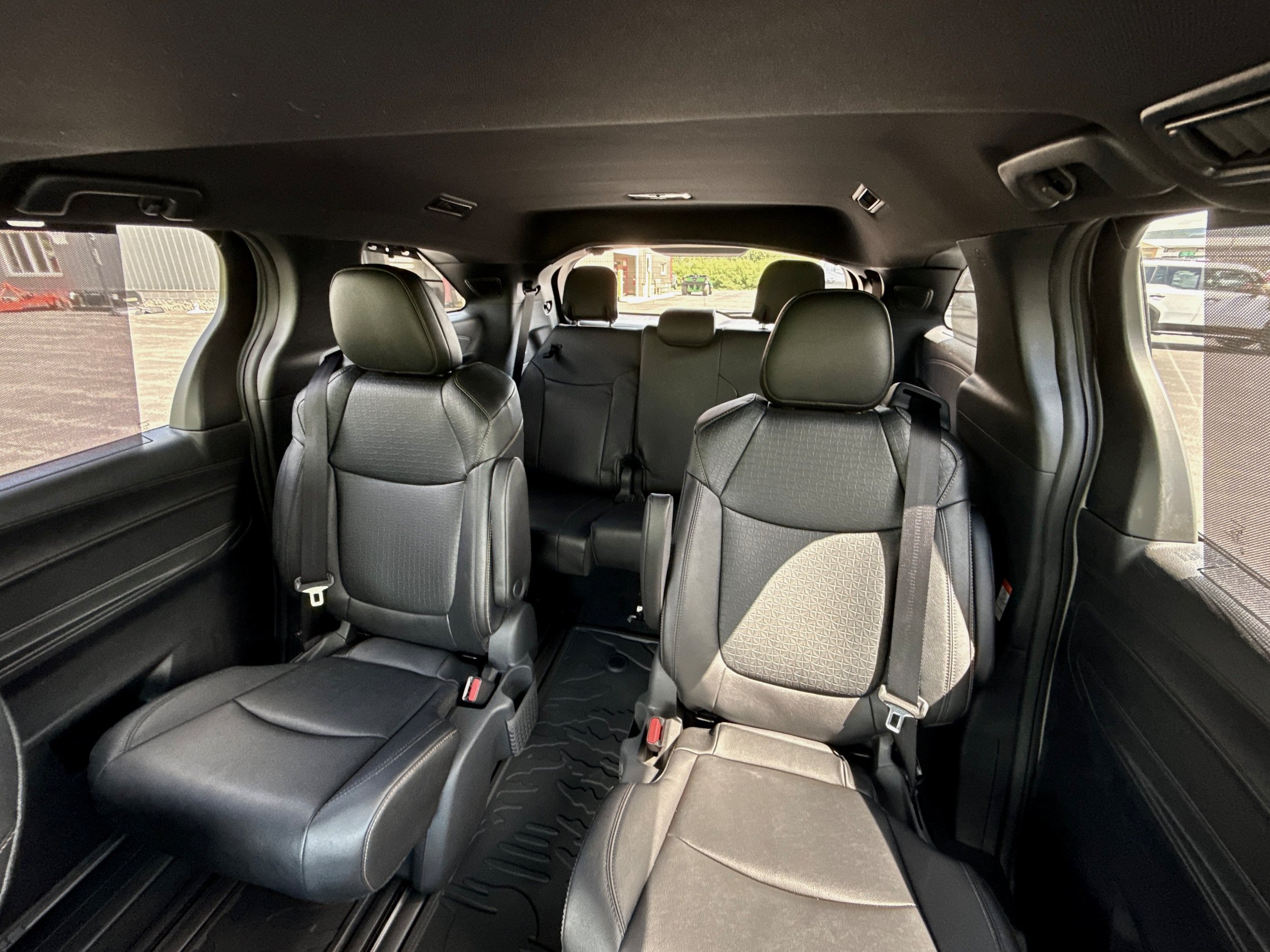 Certified 2026 Toyota Sienna XLE Woodland Edition AWD/4WD image 34