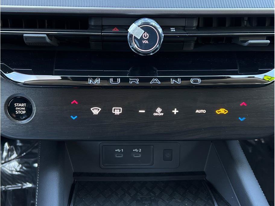 Used 2025 Nissan Murano SV FWD image 16