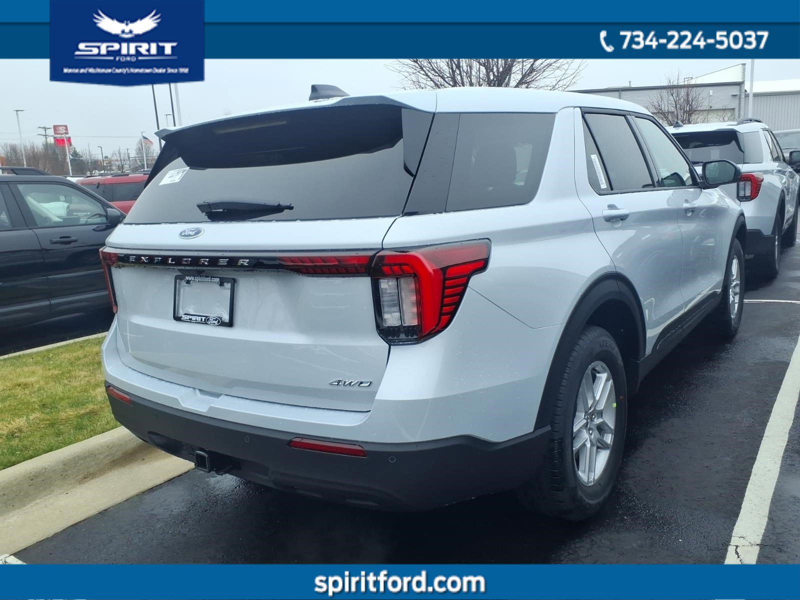 New 2026 Ford Explorer Active AWD/4WD image 3