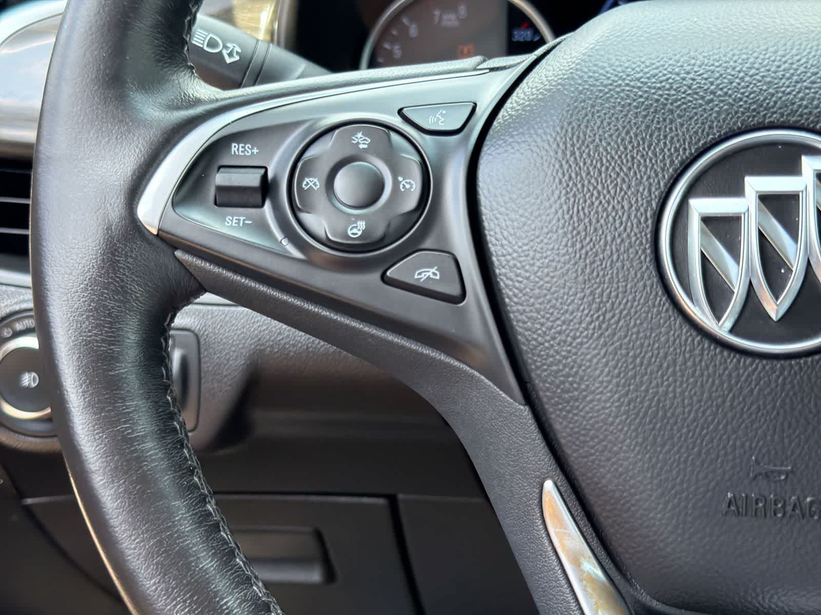 Used 2020 Buick Envision Premium AWD/4WD image 25