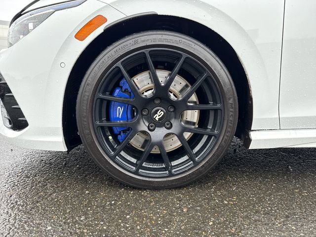 Used 2022 Volkswagen Golf R 2.0T image 33