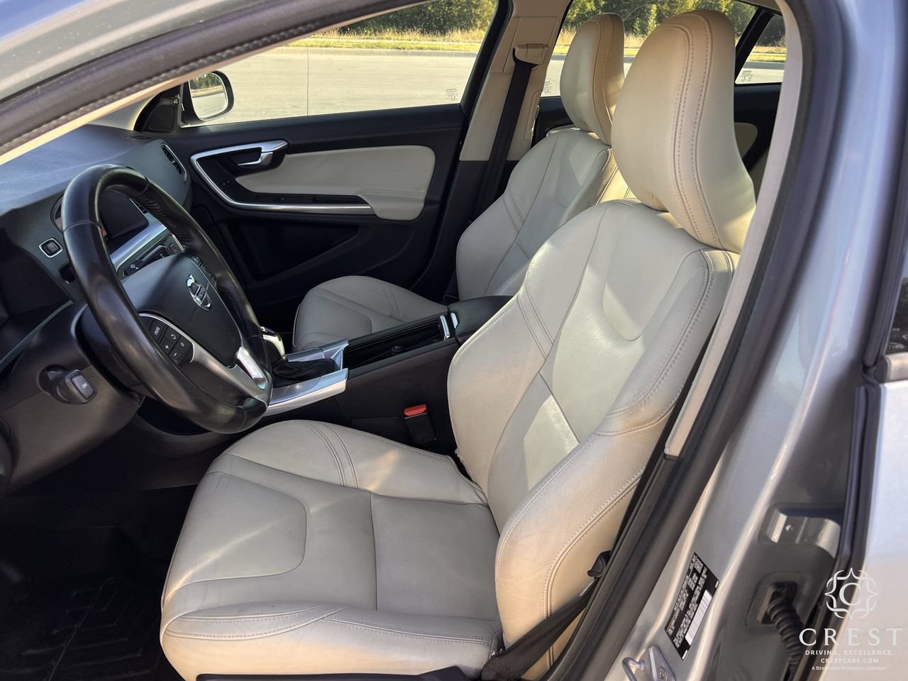 Used 2018 Volvo S60 T5 Dynamic w/ Vision Package FWD image 24