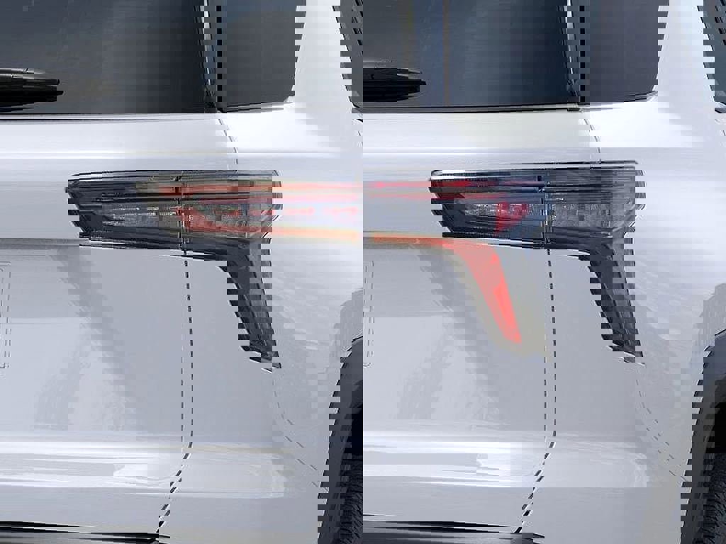 New 2026 Chevrolet Equinox LT w/ Convenience Package II image 11