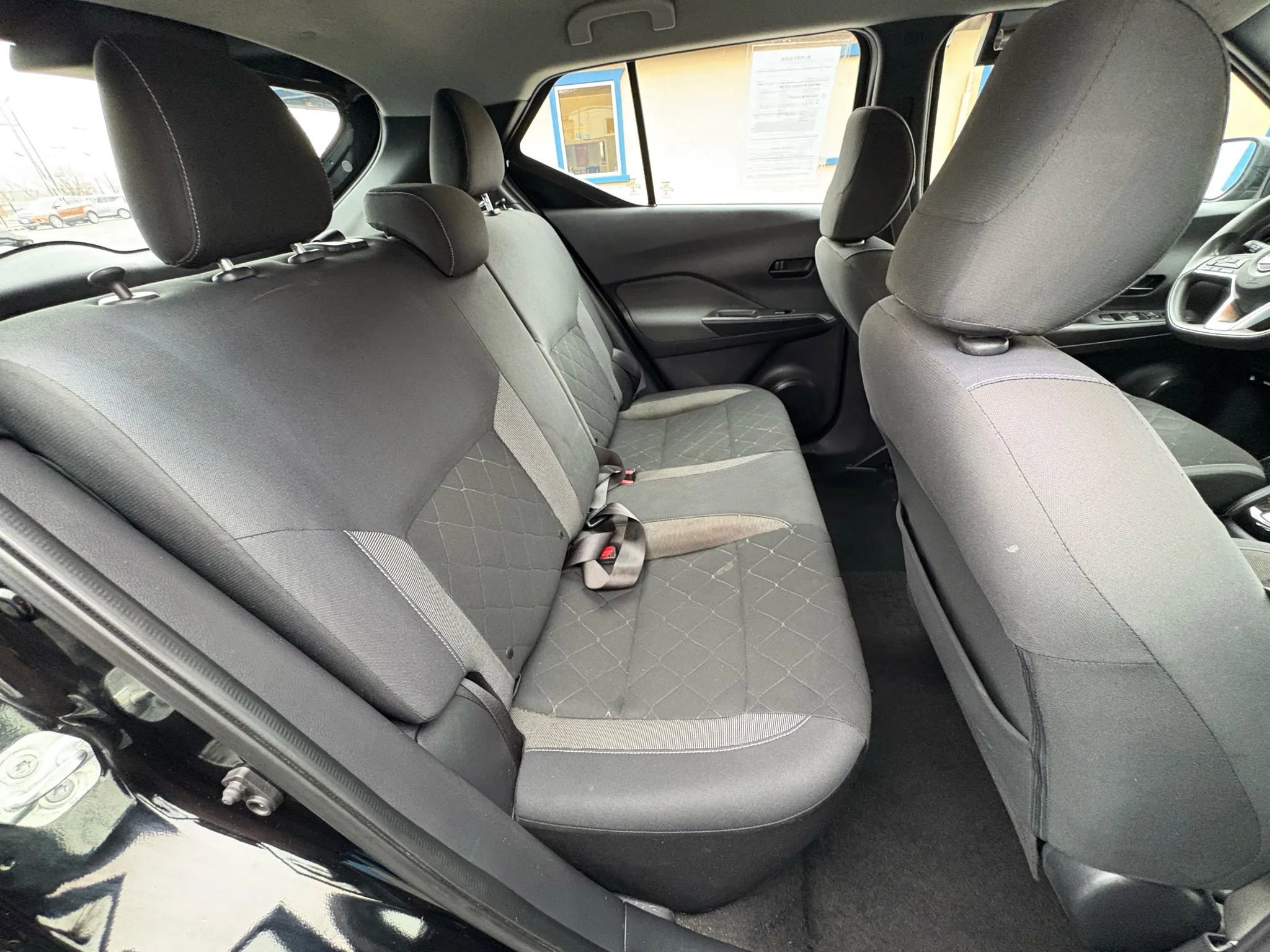Used 2019 Nissan Kicks S image 13