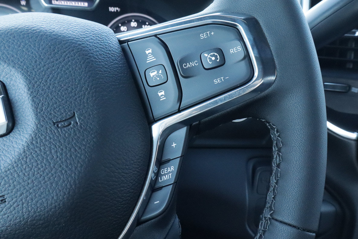 New 2027 RAM 2500 Laramie AWD/4WD image 32