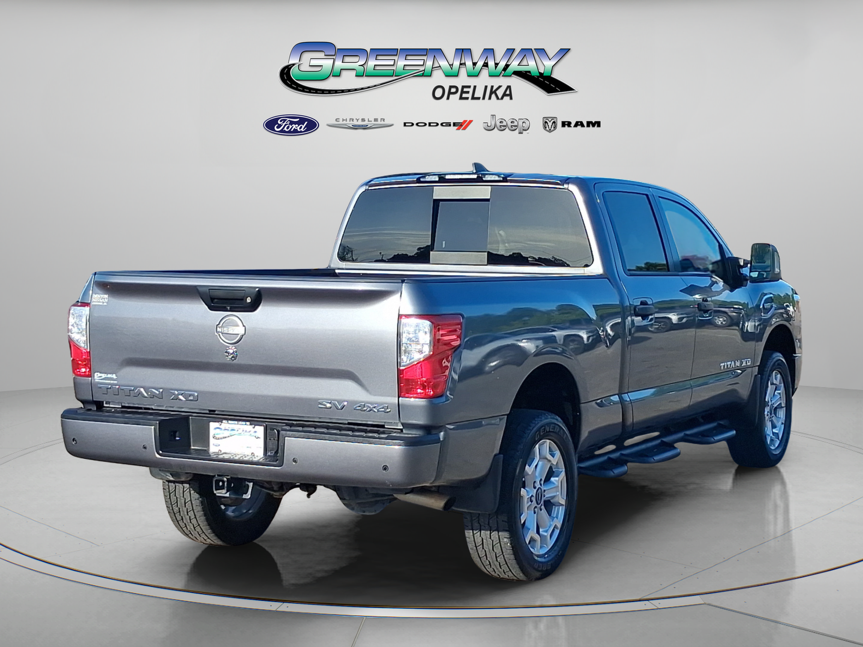 Used 2024 Nissan Titan SV w/ SV Convenience Package AWD/4WD image 7