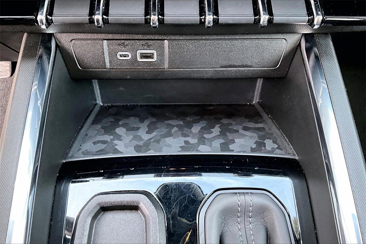 Used 2024 GMC Canyon Elevation w/ Trailering Package image 16