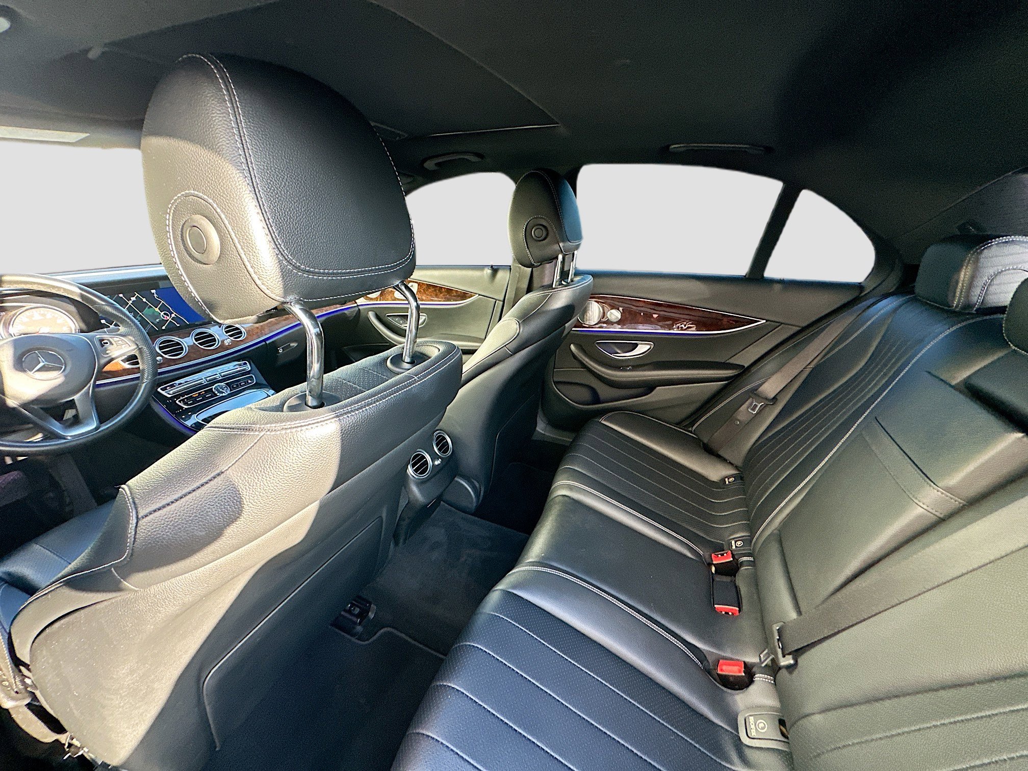 Used 2017 Mercedes-Benz E 300 image 27