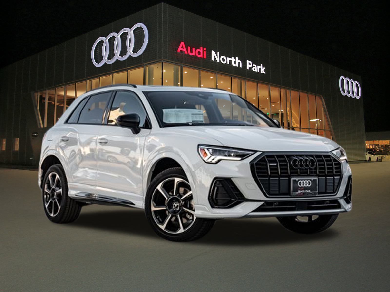Used 2025 Audi Q3 2.0T Premium Plus w/ Premium Plus Package AWD/4WD image 1