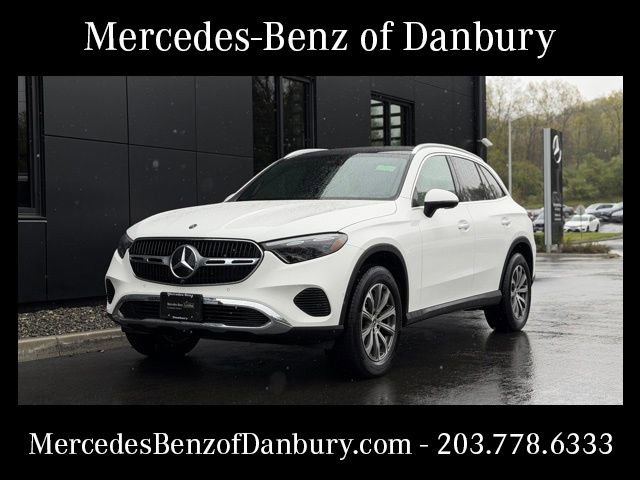Used 2025 Mercedes-Benz GLC 300 4MATIC image 1