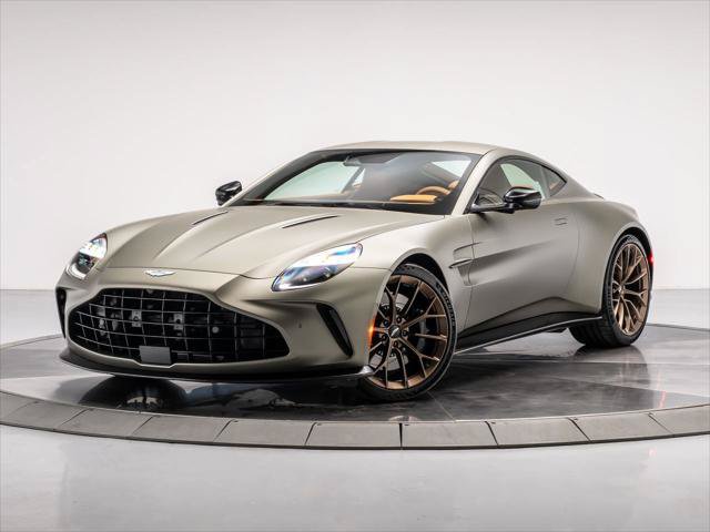 Used 2025 Aston Martin V8 Vantage Coupe RWD image 16