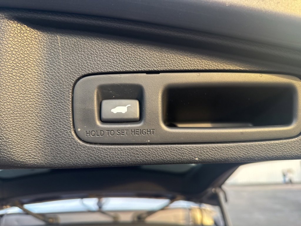 Used 2021 Honda CR-V Touring image 24