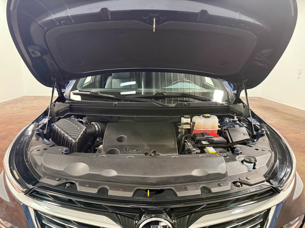 Used 2023 Buick Enclave Essence AWD/4WD image 19