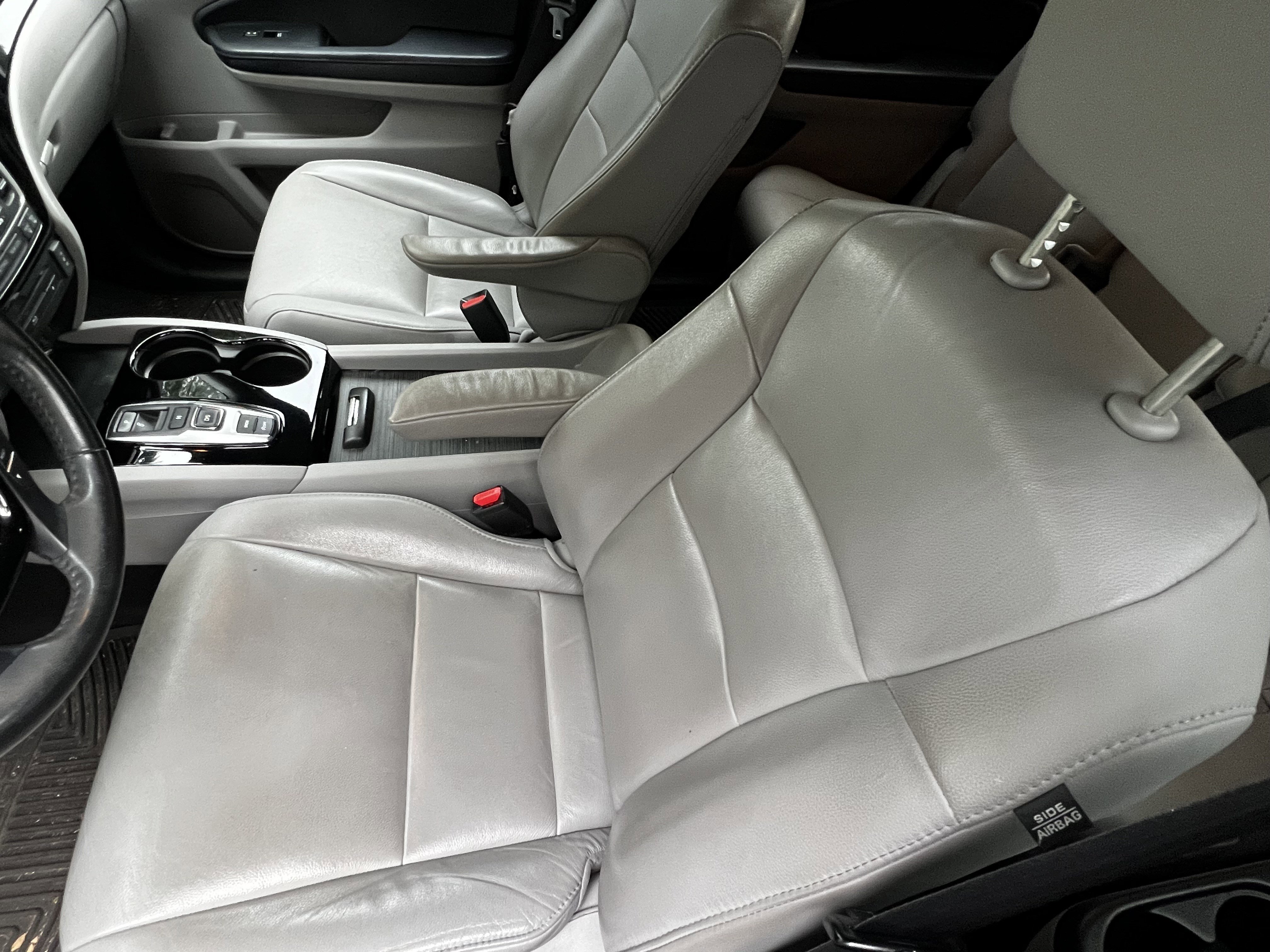 Used 2017 Honda Pilot Touring image 16
