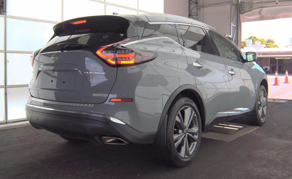 Certified 2023 Nissan Murano Platinum w/ Cargo Package image 3