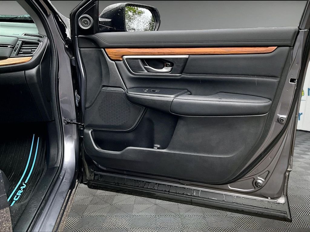 Used 2022 Honda CR-V Touring image 12