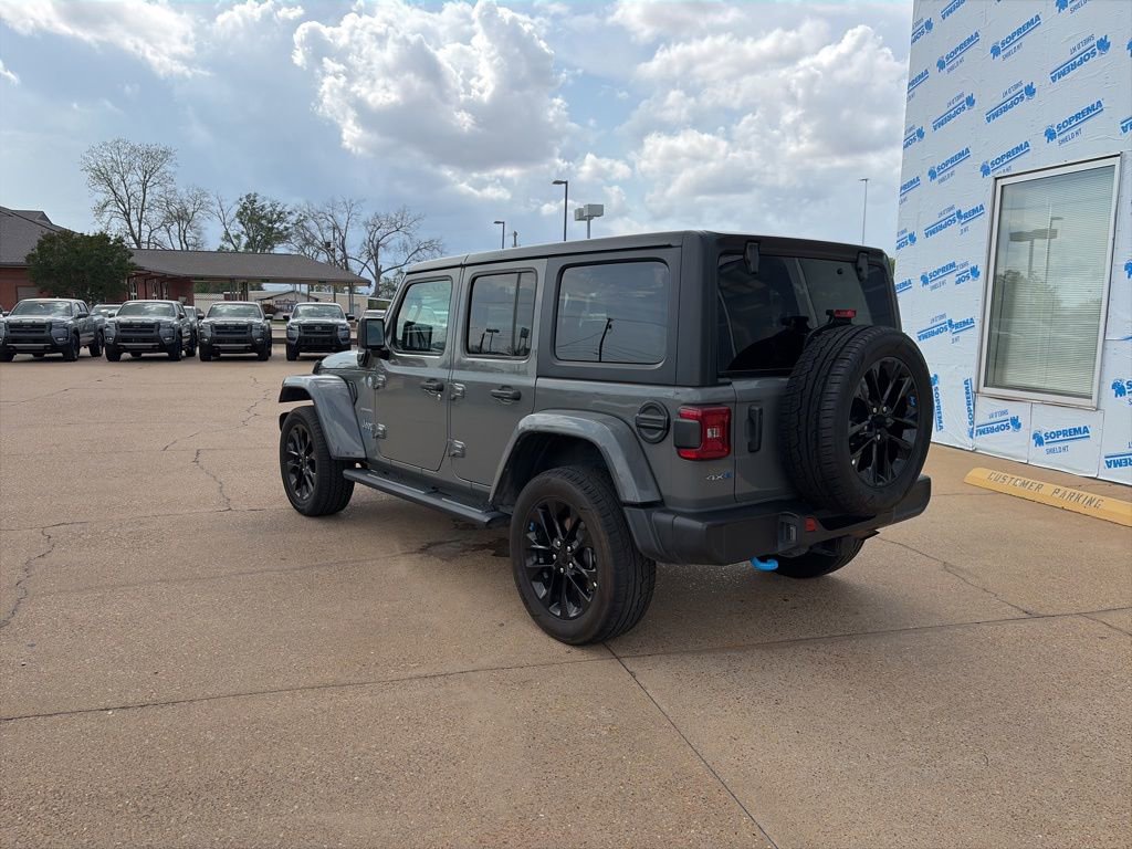 Used 2023 Jeep Wrangler Unlimited Sahara image 3