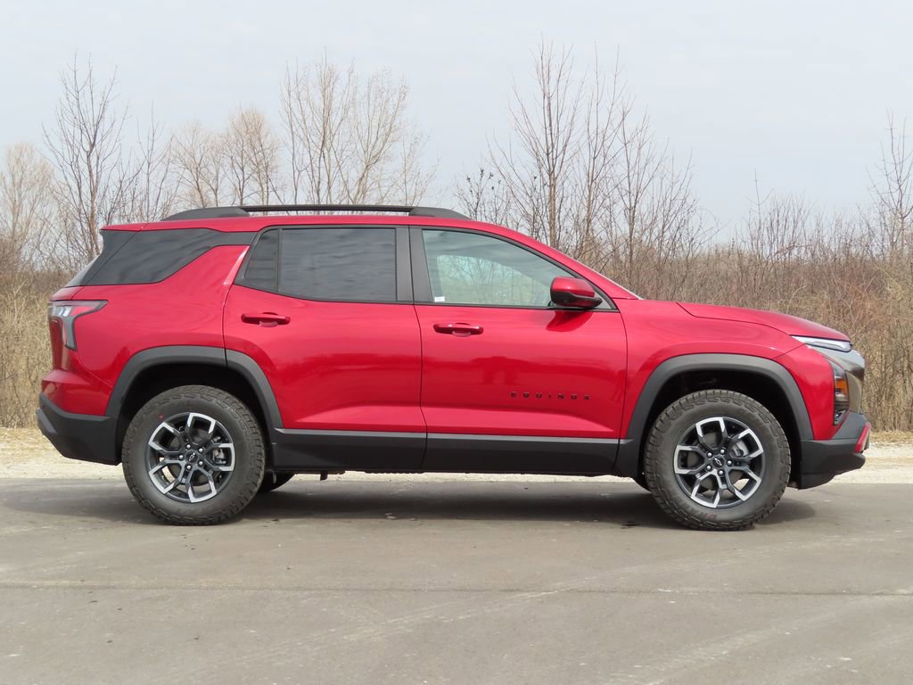 New 2026 Chevrolet Equinox ACTIV image 2
